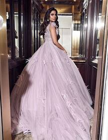 Meta Gala 2019: ઈશા અંબાણીનો જોવા મળ્યો Royal અંદાજ, જુઓ તસવીરો