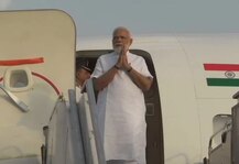 મોદી-શાહનું અમદાવાદમાં આગમન, રાત્રે માતા હીરાબાના આશીર્વાદ લેશે PM