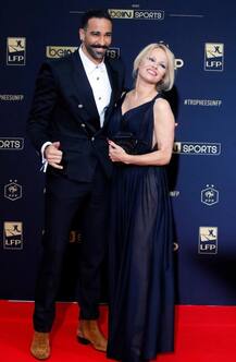 દુનિયાની સૌથી હૉટ એક્ટ્રેસે 18 વર્ષ નાના બૉયફ્રેન્ડને જાહેરમાં કરી KISS,તસવીરો વાયરલ