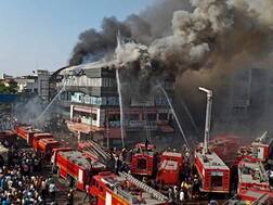 સુરત અગ્નિકાંડમાં ક્રાઈમ બ્રાંચે બે બિલ્ડરની કરી ધરપકડ, જાણો વિગત