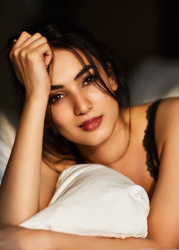 કે. એલ. રાહુલનું વધુ એક હોટ એક્ટ્રેસ સાથે અફેર હોવાના અહેવાલ, એક્ટ્રેસે શું કહ્યું?