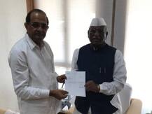 મહારાષ્ટ્ર: BJPની ટિકિટ પરથી પુત્રની જીત બાદ પિતાએ કૉંગ્રેસનું MLA પદ છોડ્યું