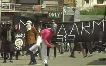 ઇદની નમાજ બાદ શ્રીનગરમાં પત્થરમારો, પ્રદર્શનકારીઓ-સુરક્ષા દળો વચ્ચે ઘર્ષણ