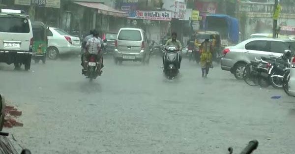 ‘વાયુ’ વાવાઝોડું: ગુજરાતમાં ભારેથી અતિભારે વરસાદની આગાહી, જાણો ક્યા વિસ્તારમાં જોવા મળશે સૌથી વધારે અસર