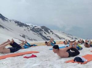 સેનાના જવાનોએ -15°C તાપમાનમાં કર્યા યોગ, જુઓ આશ્ચર્યજનક તસવીરો