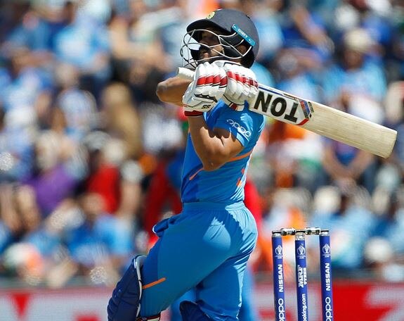Worldcup 2019 Sachin unhappy with slow batting from Dhoni and Jadhav against Afghanistan ધોની-જાધવની ધીમી બેટિંગથી નારાજ થયો સચિન, કહી દીધી આ મોટી વાત