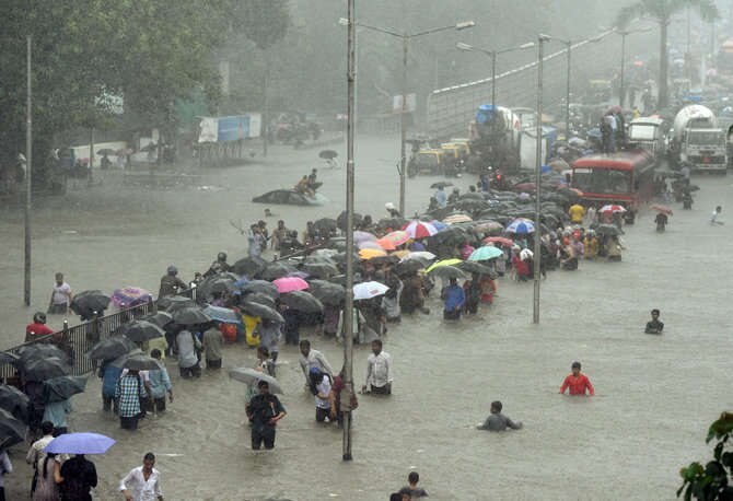 rainfall forecast in mumbai delhi and up in coming days ધીમી શરૂઆત બાદ મોનસૂને પકડી ગતિ, 4 દિવસમાં આટલા રાજ્યોમાં પહોંચ્યું