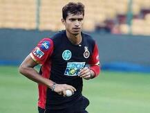 વર્લ્ડ કપ 2019: 150 KMની સ્પિડે બોલિંગ ફેંકનાર આ ખેલાડીને કેમ ઈંગ્લેન્ડ બોલાવી લેવાયો? જાણો કારણ