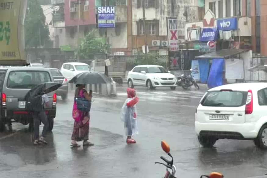 Monsoon enters Gujarat ચોમાસું સત્તાવાર રીતે ગુજરાતમાં પહોંચ્યું, હવામાન વિભાગે આ વિસ્તારમાં ભારે વરસાદની કરી આગાહી