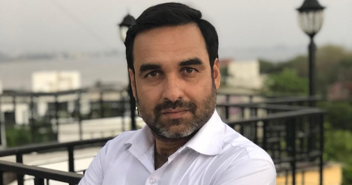 pankaj tripathi is shooting for ranveer singh starrer 83 despite of fractured ribs ત્રણ પાંસળીમાં ફ્રેક્ચર થવા છતાં શૂટિંગ કરી રહ્યો છે આ બોલિવૂડ એક્ટર