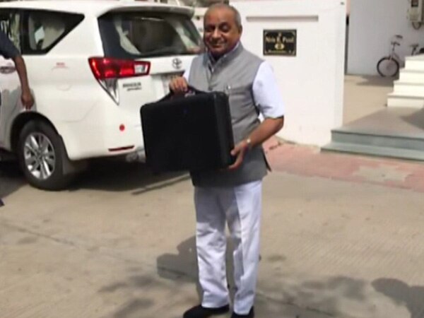 Deputy CM Nitin Patel Said, Water of Narmada dam will be released for agriculture next Thursday બજેટ પહેલા નીતિન પટેલે ખેડૂતોને લઈને શું કરી મોટી જાહેરાત? જાણો વિગત