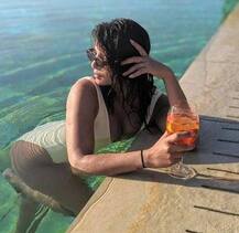 પ્રિયંકા ચોપરાનો પૂલમાં હોટ અંદાજ, સોશિયલ મીડિયામાં તસવીરો વાયરલ