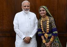ગીતા રબારીએ PM સાથે કરી મુલાકાત, જાણો મોદીએ શું કહ્યું