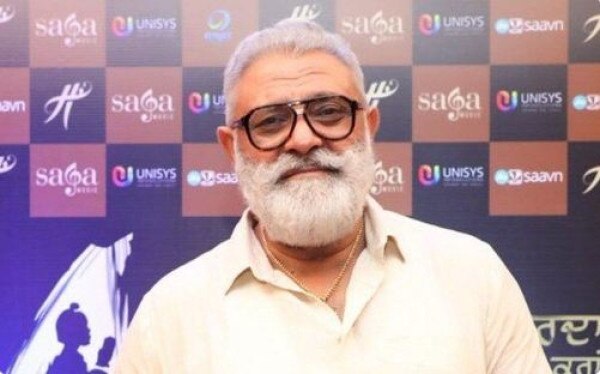 yograj singh says filth like ms dhoni will not remain foever in cricket પૂર્વ ક્રિકેટરની રાયડુને સલાહ, કહ્યુ- ધોની એક પ્રકારની ગંદકી છે, તું રિટાયરમેન્ટ પાછુ લે અને રમવાનુ ચાલુ રાખ