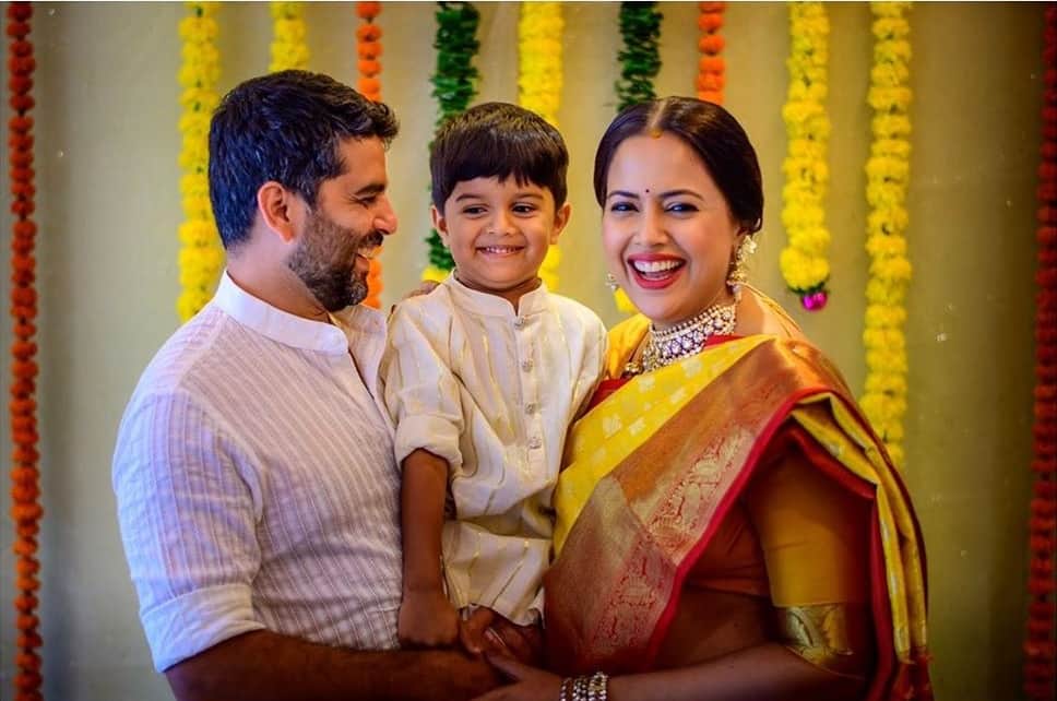 બીજી વખત માતા બની બોલિવૂડની આ એક્ટ્રેસ, દીકરીને આપ્યો જન્મ Sameera Reddy and Akshai Varde become parents to a baby girl બીજી વખત માતા બની બોલિવૂડની આ એક્ટ્રેસ, દીકરીને આપ્યો જન્મ