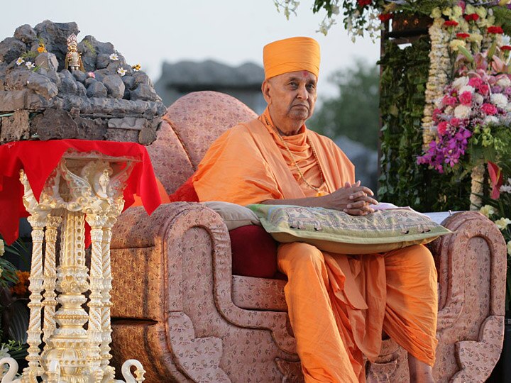 Pramukh Swami Maharaj Shastrabi Mahotsav will be celebrated in Ahmedabad in 2021 પ્રમુખસ્વામી મહારાજનો શતાબ્દી મહોત્સવ કયા વર્ષે અમદાવાદમાં ઉજવાશે? જાણો વિગત