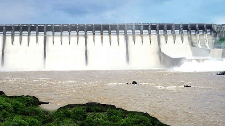 Sardar Sarovar Dam water level on 121 Meter , 3 power house start સરદાર સરોવર ડેમની સપાટીમાં ધરખમ વધારો, જાણો કેટલે પહોંચી ડેમની સપાટી?