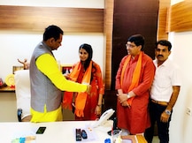 ભાજપમાં જોડાયા છતાં કિંજલ દવે એ કોગ્રેસનો વિરોધ કરવાની કેમ પાડી ના?