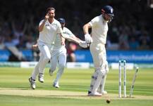 વર્લ્ડકપ વિજેતા ઈંગ્લેન્ડ ટેસ્ટ ક્રિકેટમાં માત્ર કેટલા રનમાં ખખડ્યું ? હરિફ ટીમનું નામ જાણીને ચોંકી જશો