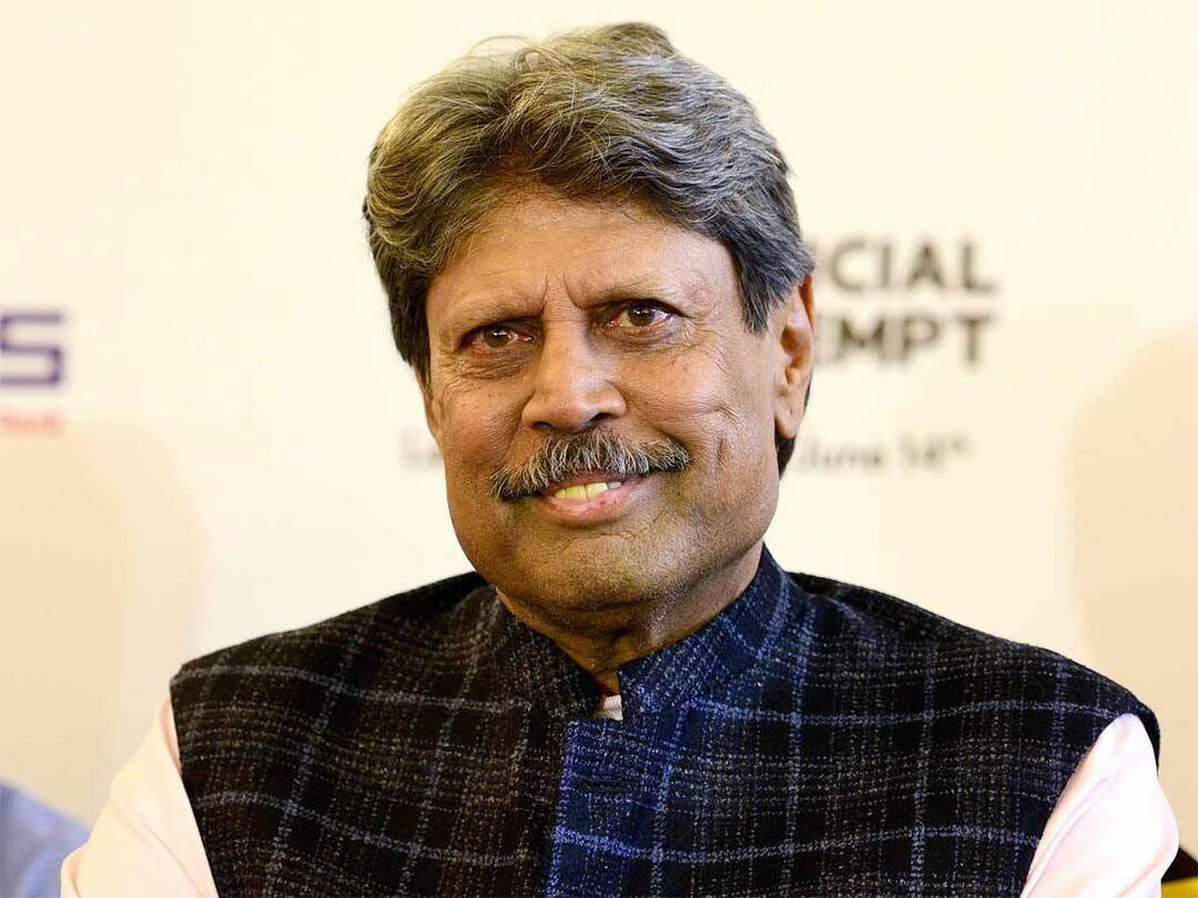 Kapil Dev-led CAC to pick Team India's next head coach કપિલ દેવની સમિતિ ટીમ ઇન્ડિયાનો આગામી મુખ્ય કોચ પસંદ કરશે