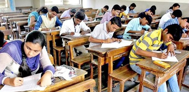 Gujarat board Standard 12th science re exam results declared ધો. 12 સાયન્સનું પૂરક પરીક્ષાનું પરિણામ થયું જાહેર, છોકરીઓએ મારી બાજી, જાણો વિગત