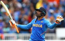 વર્લ્ડકપ દરમિયાન જાડેજા-ધોનીની ઝાટકણી કરવી માંજરેકરને પડી ભારે, લાગ્યો તગડો ફટકો, જાણો વિગત