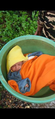 Exclusive: દોઢ માસની બાળકીને બચાવનાર પોલીસ અધિકારી કોણ છે? કેવી રીતે પાર પાડ્યું રેસ્ક્યુ ઓપરેશન?