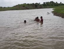 ભાવનગર: ઉખરલા ગામના તળાવમાં ન્હાવા પડેલા 3 યુવકો ડૂબ્યા, એકનું મોત