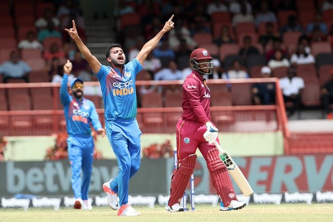 IND vs WI 147 run target to win third t20 for team india  IND vs WI ત્રીજી T20: વેસ્ટ ઈન્ડિઝે ભારતને જીતવા આપ્યો 147 રનનો ટાર્ગેટ, પોલાર્ડના 58 રન, દીપક ચહરની 4 રનમાં 3 વિકેટ