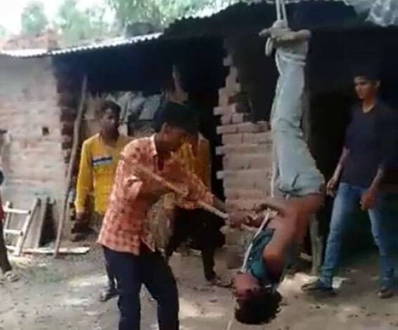 હરિદ્વારમાં મોબાઇલ ચોરીના શકમાં ટોળાએ યુવકને ઊંઘો લટકાવીને ફટકાર્યો, જાણો વિગતે