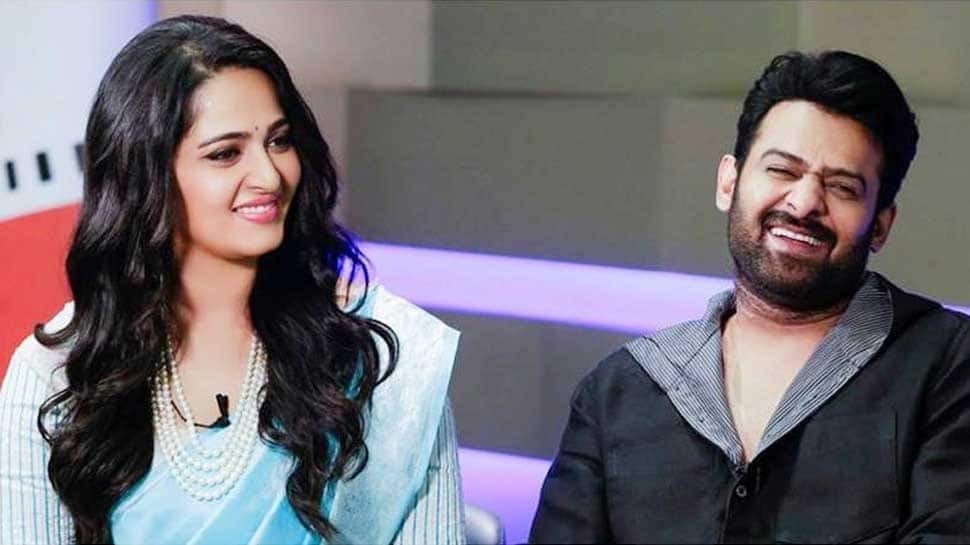 is bahubali prabhas looking for a home in los angeles with anushka shetty આ હોટ એક્ટ્રેસ સાથે મળીને અમેરિકામાં ઘર શોધી રહ્યો છે ‘બાહુબલી’ પ્રભાસ! શું લગ્નની તૈયારી થઈ રહી છે?