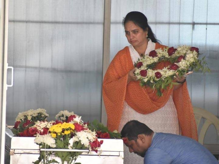 ફેમસ સંગીતકાર ખય્યામની અંતિમ વિદાયમાં આખું બોલિવૂડ ઉમટ્યું, કયા-કયા કલાકારોએ શ્રદ્ધાંજલિ પાઠવી? જાણો વિગત