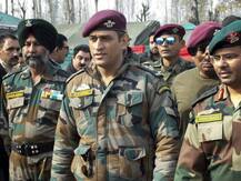 મહેન્દ્ર સિંહ ધોની આર્મિ ટ્રેનિંગમાંથી આવ્યા બાદ હાલ કયું કામ કરે છે? જાણો વિગત