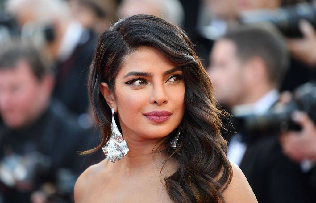 UN responds to Priyanka Chopra retains right to speak in personal capacity UNએ પ્રિયંકા ચોપડાને યુનિસેફ ગુડવિલ એમ્બેસેડરના પદેથી હટાવવાની પાકિસ્તાનની માંગને ફગાવી