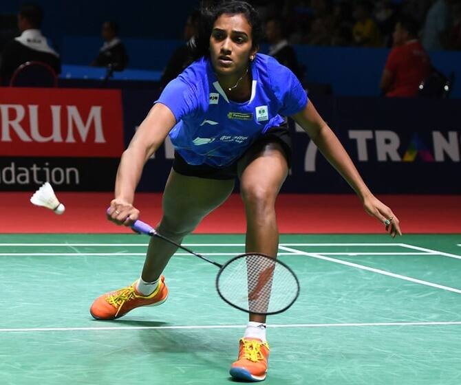 પીવી સિંધુની કમાલ, સતત ત્રીજા વર્ષે વર્લ્ડ બેડમિન્ટન ચેમ્પિયનશીપની ફાઇનલમાં પહોંચી World Badminton Championships 2019:PV Sindhu into final પીવી સિંધુની કમાલ, સતત ત્રીજા વર્ષે વર્લ્ડ બેડમિન્ટન ચેમ્પિયનશીપની ફાઇનલમાં પહોંચી