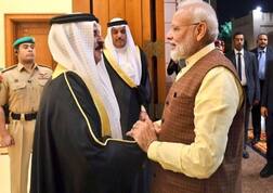 બહેરીનમાં PM મોદીને ‘ધ કિંગ હમાદ ઑર્ડર ઑફ ધ રેનેસા’ એવોર્ડથી કરાયા સન્માનિત, અનેક ક્ષેત્રોમાં થયા MoU