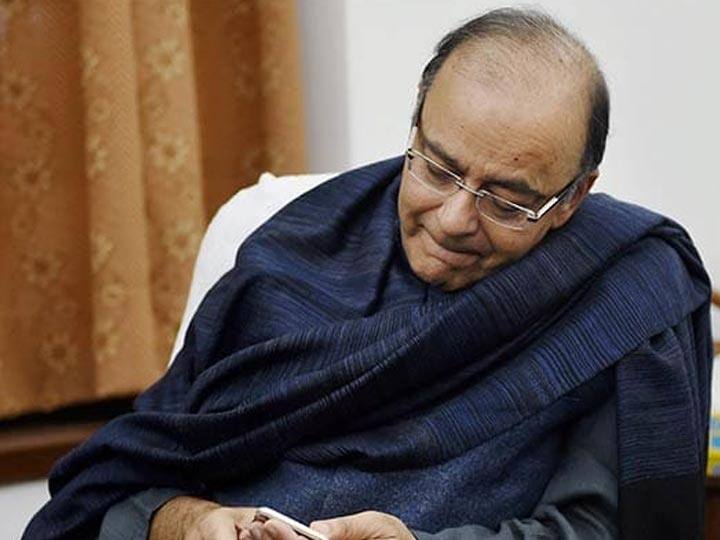 અરૂણ જેટલીના સરકારી બંગલામાં ટીમ ઈન્ડિયાના કયા આક્રમક બેટ્સમેનના થયા હતા લગ્ન? નામ જાણીને ચોંકી જશો India Cricket player Virender Sehwag's wedding at Arun Jaitley Bunglow અરૂણ જેટલીના સરકારી બંગલામાં ટીમ ઈન્ડિયાના કયા આક્રમક બેટ્સમેનના થયા હતા લગ્ન? નામ જાણીને ચોંકી જશો