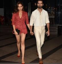 ગ્લેમરસ અંદાજમાં શાહિદ કપૂર સાથે Lakme Fashion Weekમાં પહોંચી મીરા રાજપૂત, સૌ કોઈ જોતા જ રહી ગયા !