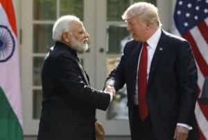 ડોનાલ્ડ ટ્રમ્પની સનકી સલાહ, કહ્યું- વાવાઝોડા આવે તે પહેલાં જ તેના પર પરમાણુ બૉમ્બ ફેંકી દો