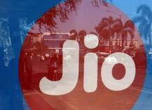 રિલાયન્સ Jio આ લોકોને આપશે મોટી ભેટ, 2 મહિના સુધી ફ્રીમાં વાપરી શકાશે ઇન્ટરનેટ!