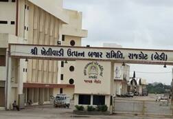 2 ટકા TDS કપાવવાના વિરોધમાં સૌરાષ્ટ્રના માર્કેટ યાર્ડ બે દિવસ રહેશે બંધ