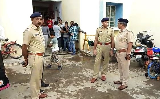 Police constable kills three children in bhavnager ભાવનગર: પોલીસ કોન્સ્ટેબલે પોતાના ત્રણ બાળકોની કરી હત્યા