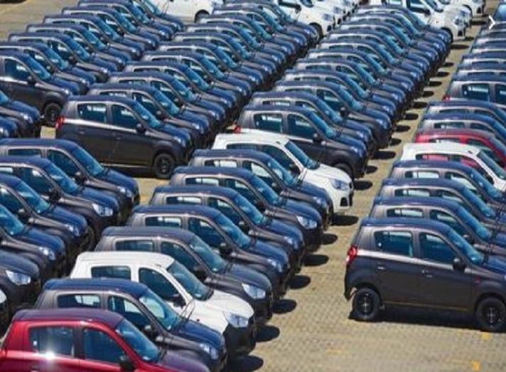 automobile industry maruti suzuki mahindra and mahindra tata motars sales fall in august ઓટોમોબાઈલ સેક્ટર: ઓગસ્ટમાં મારૂતિના વેચાણમાં 33 ટકાનો ઘટાડો, મહિંદ્રા એન્ડ મહિંદ્રમાં 25 ટકા ઘટાડો