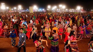 Nitin Patels big statement on the issue of planning Garba in Navratri in Gujarat ગુજરાતમાં નવરાત્રિમાં ગરબાના આયોજનને મુદ્દે નીતિન પટેલનું મોટું નિવેદન, જાણો મંજૂરી મળશે કે નહીં?