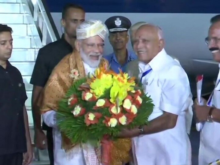 Chandrayaan 2  Prime Minister Narendra Modi at ISRO centre Bengaluru ચંદ્રયાન-2ના લેન્ડિંગની ઐતિહાસિક ક્ષણને જોવા માટે PM મોદી બેગ્લોર પહોંચ્યા