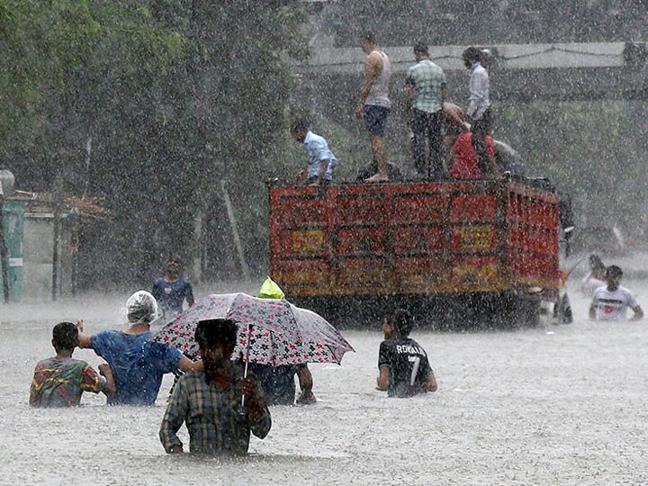 IMD predicts heavy rainfall in Mumbai city આગામી બે દિવસ મુંબઈમાં ધોધમાર વરસાદ તુટી પડશે? IMDએ જાહેર કરી મોટી ચેતવણી? જાણો વિગત