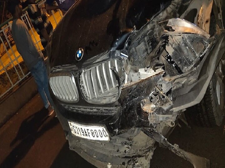 Surat BMW car driver hits bike rider one dead on the spot સુરતઃ BMW કાર ચાલકે બાઇકસવારને અડફેટે લીધા, એકનું મોત, જાણો વિગતે