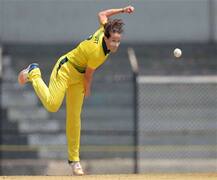 ક્રિકેટમાં આ ખેલાડીએ બનાવ્યો ખાસ રેકોર્ડ, બની ગઇ દુનિયાની પહેલી બૉલર, જાણો વિગતે