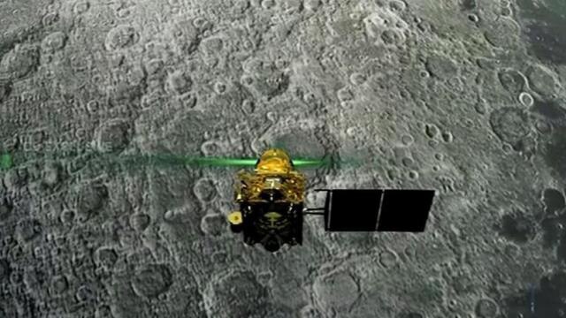 chandrayaan 2: nasa attempts to contact with lander vikram Chandrayaan-2: ચંદ્ર પર ભારતના વિક્રમ લેન્ડરને શોધવા માટે ISRO સાથે જોડાયુ NASA