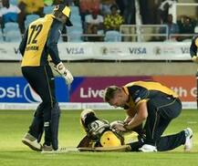 માથા પર બોલ વાગતા જમીન પર ઢળી પડ્યો રસેલ, સ્ટ્રેચર પર મેદાન બહાર લઇ જવાયો